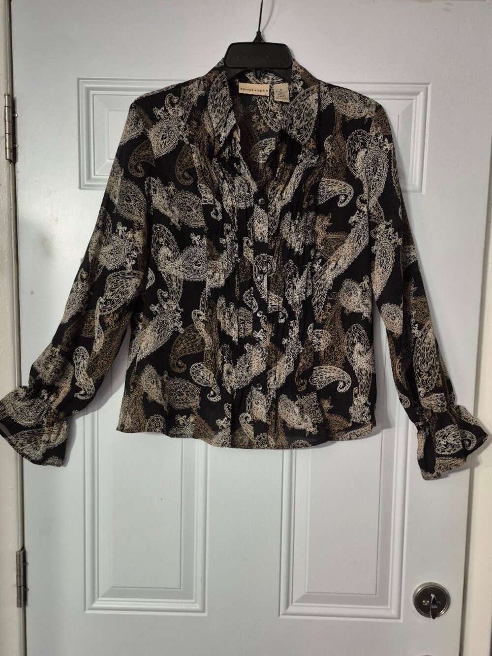 Women's top, Apostrophe . size 12. Nice!